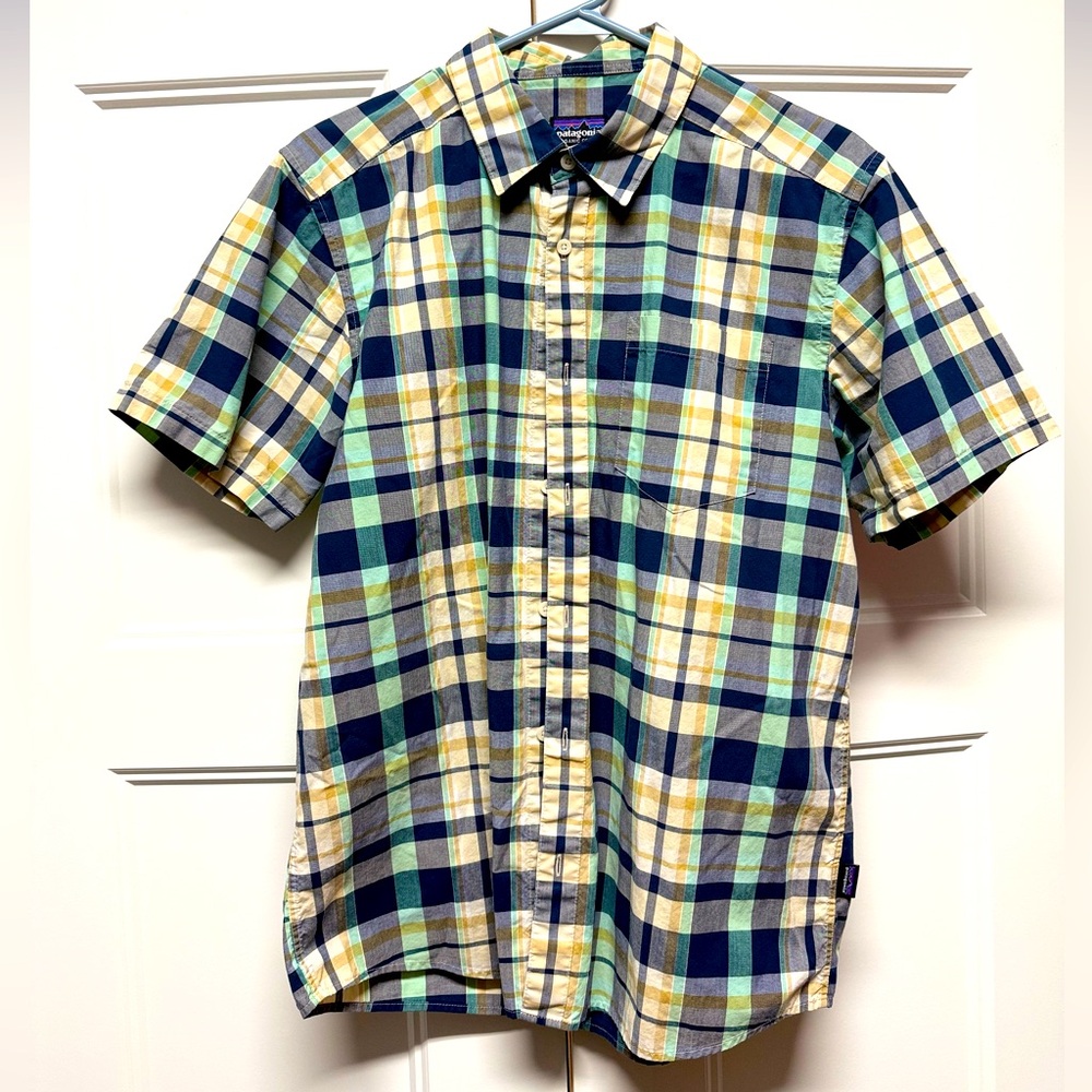 Patagonia Men's Multicolor Plaid Button Down Shirt